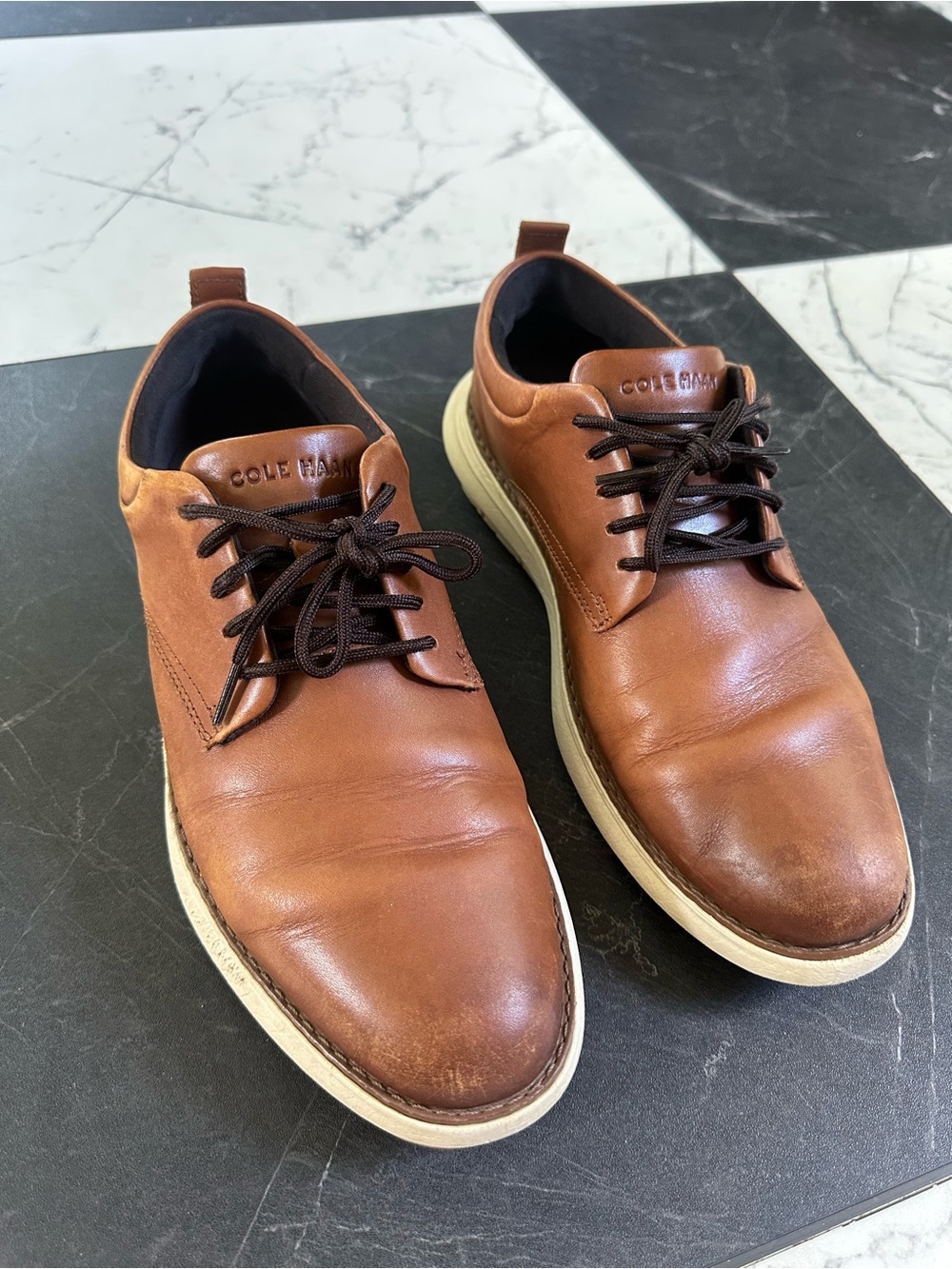 Cole Haan Men’s Brown Leather Lace-Up Casual Shoes